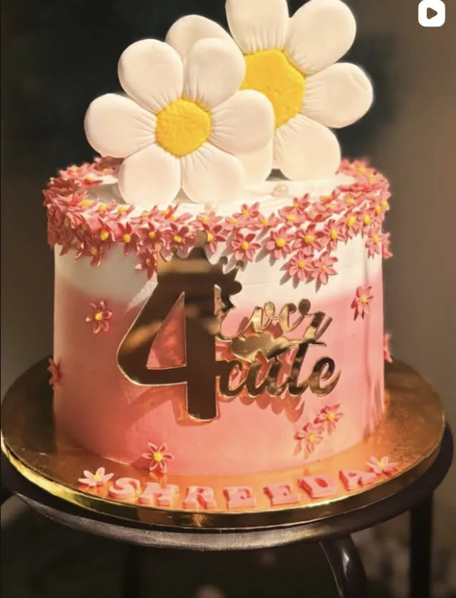 Custom celebration cake by Cherry Crumble Cake Studio, Noida